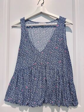 Navy Blue Floral Print V-Neck Swing Tank with Pink Accents